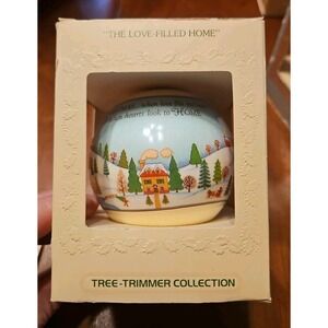 Vintage‎ Hallmark Unbreakable Satin Ornament/1979/"The Love-Filled Home" (534)